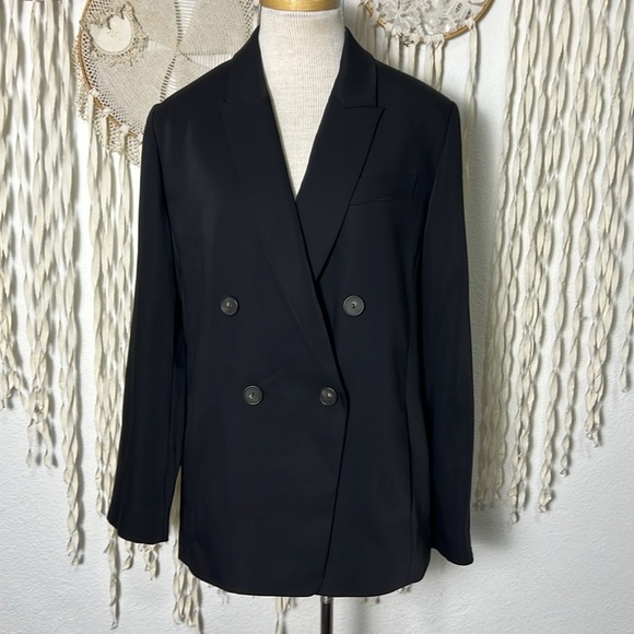 Vince Black Crepe Double Breasted Blazer Size 8 - Picture 2 of 16